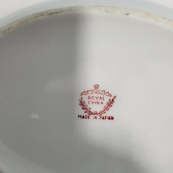 Vintage Royal China Japan Soup Tureen With Lid Featuring Rose Floral Pattern - Picture 4 of 5